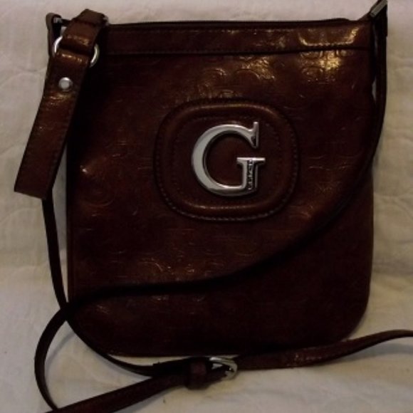 Guess Handbags - GUESS Crossbody Purse